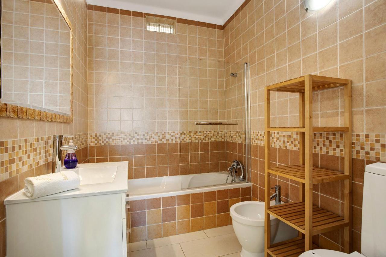 Santa Isabel Apartment Portimao Exterior photo